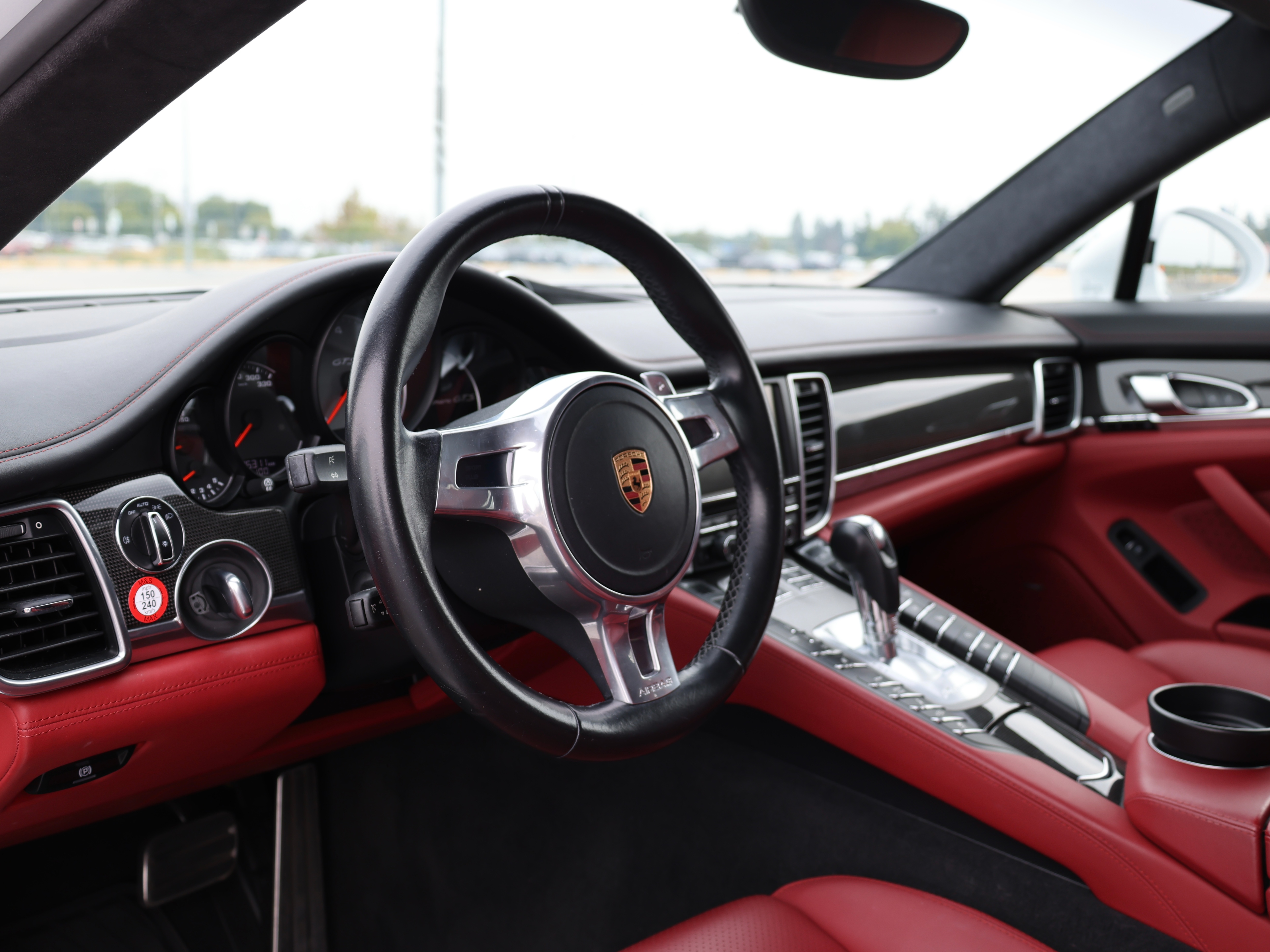 2016 Porsche panamera gts - Image 8